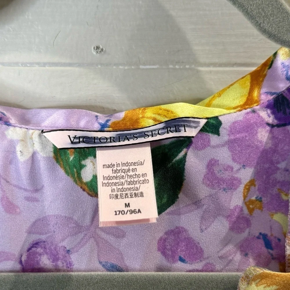 Victoria's Secret NWOT Floral Purple Satin Pajama Top Size Medium